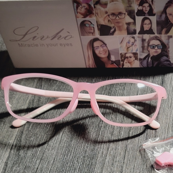 Blue Light Blocking Glasses - Picture 4 of 6